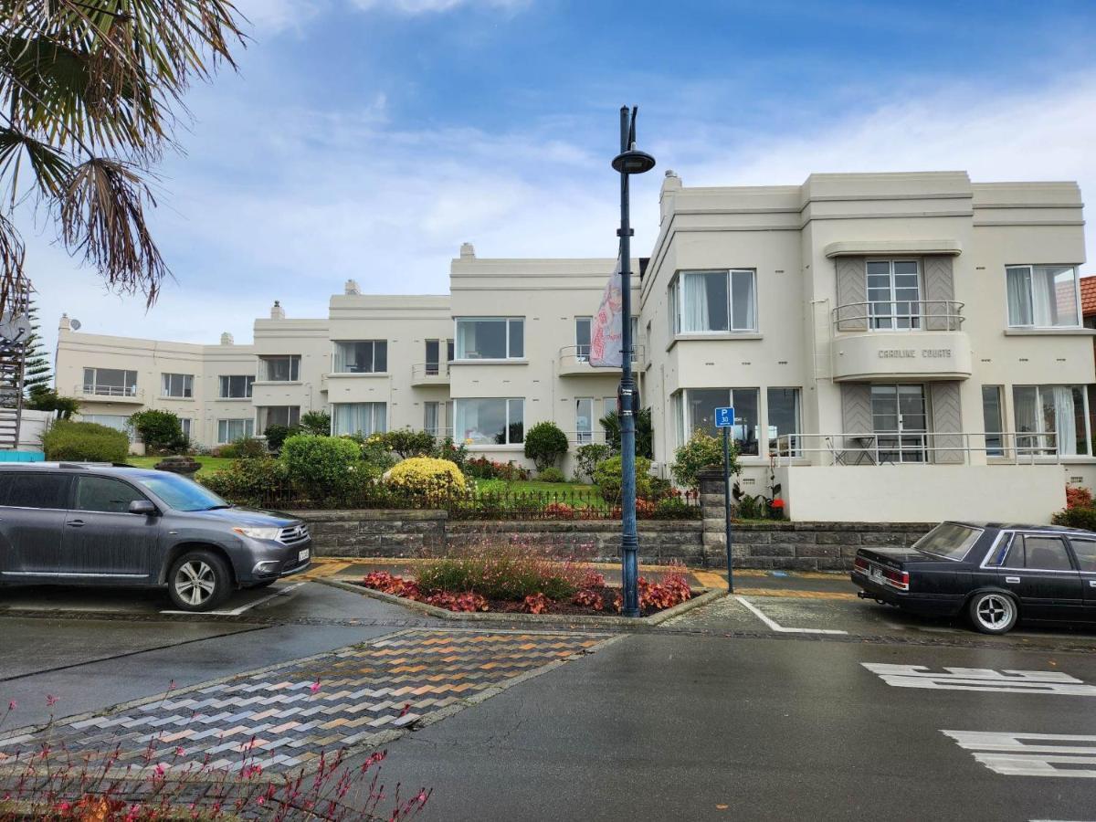 Art Deco Beauty On The Bay Hill Lägenhet Timaru Exteriör bild