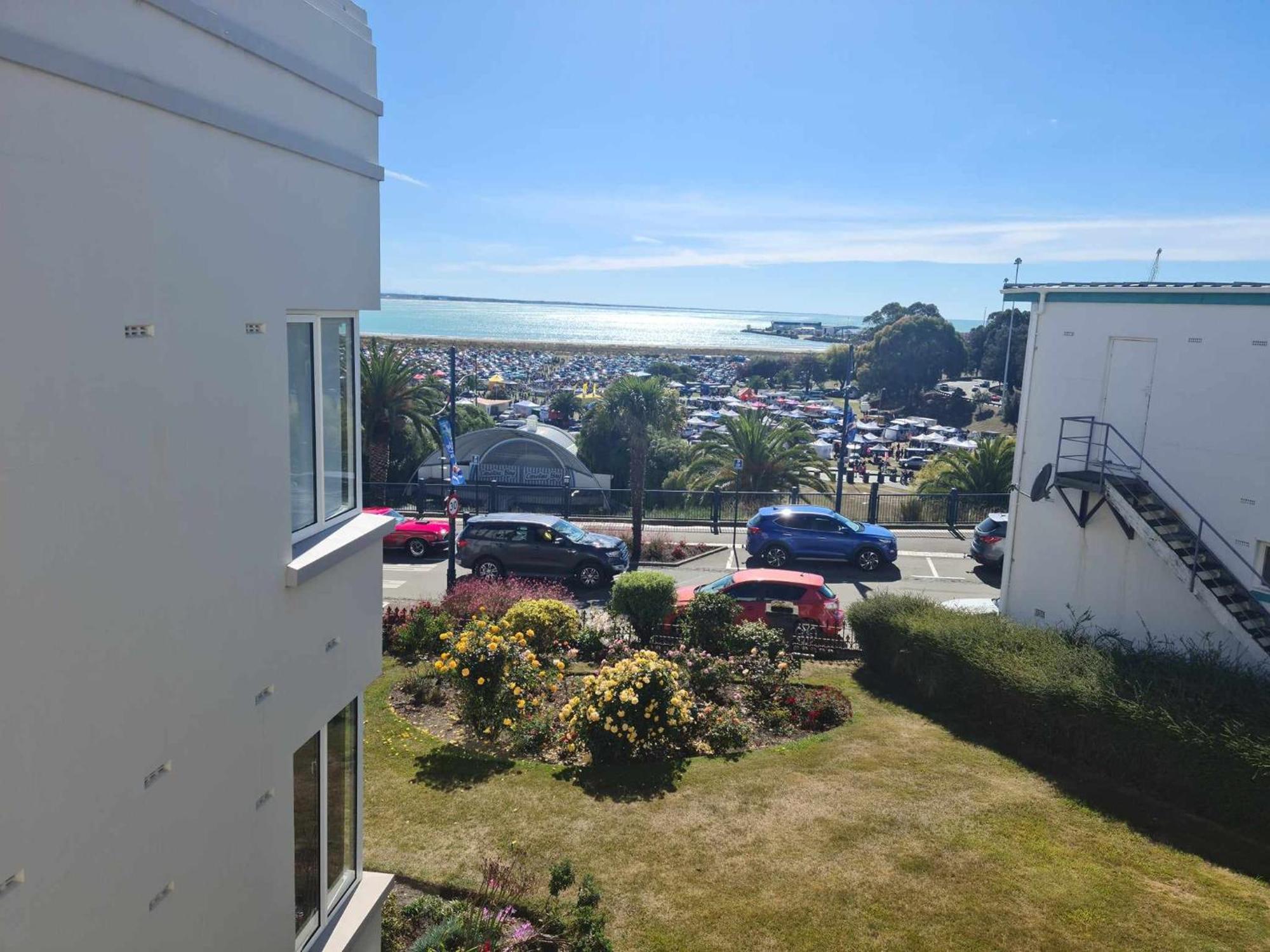 Art Deco Beauty On The Bay Hill Lägenhet Timaru Exteriör bild